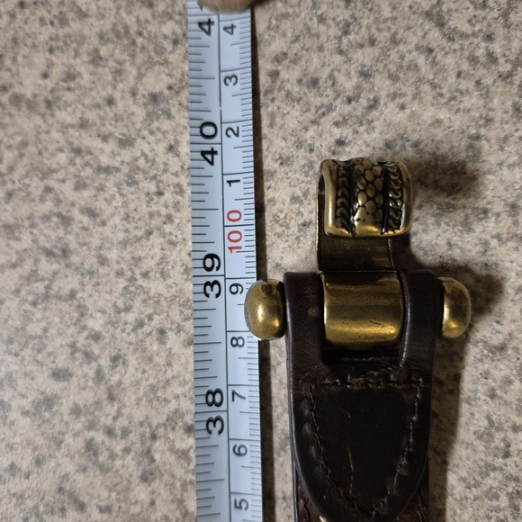 Elegant Brown Belt with Gold Accents - Picture 10 of 11